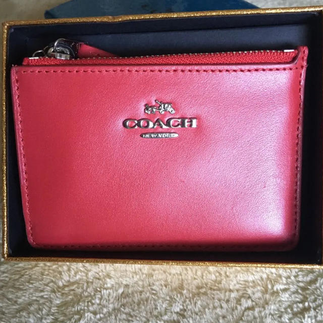 COACH(コーチ)のCOACH 未使用 パスケース コインケース  レディースのファッション小物(名刺入れ/定期入れ)の商品写真