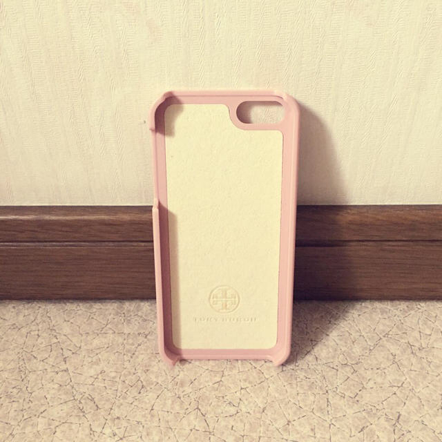 Tory Burch(トリーバーチ)のトリーバーチiPhoneケース レディースのファッション小物(その他)の商品写真