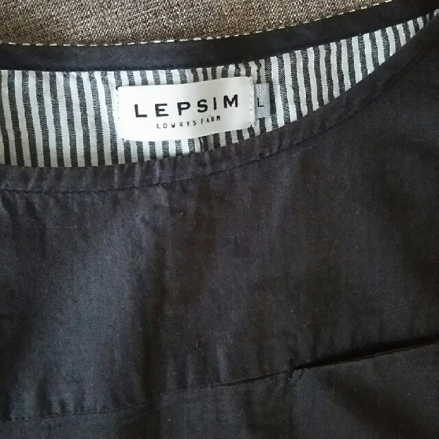 LEPSIM LOWRYS FARM(レプシィムローリーズファーム)のりんこ樣専用☆LEPSIM  半袖ブラウスカットソー レディースのトップス(カットソー(半袖/袖なし))の商品写真