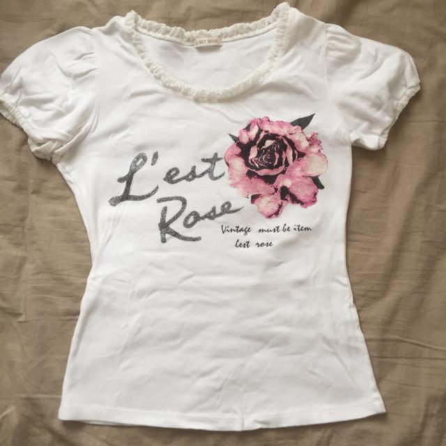 L'EST ROSE(レストローズ)の送料込★レストローズTシャツ レディースのトップス(Tシャツ(半袖/袖なし))の商品写真