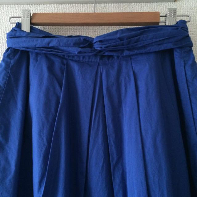 PAGEBOY(ページボーイ)のPAGEBOY ミモレ丈フレアスカート レディースのスカート(ロングスカート)の商品写真
