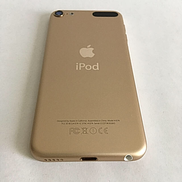 iPod touch(アイポッドタッチ)のiPod touch 6世代 16GB ゴールド スマホ/家電/カメラのオーディオ機器(ポータブルプレーヤー)の商品写真