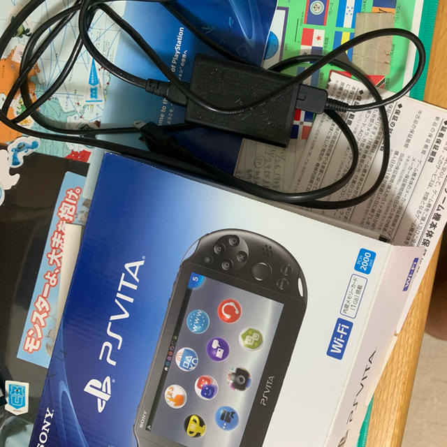 携帯用ゲーム機本体psvita