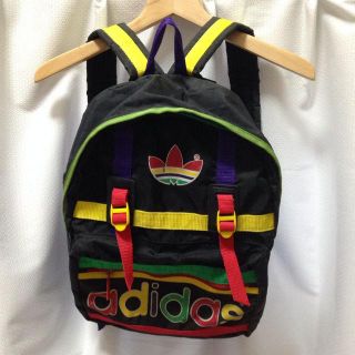 アディダス(adidas)のUsedアディダスカラフルリュック(リュック/バックパック)