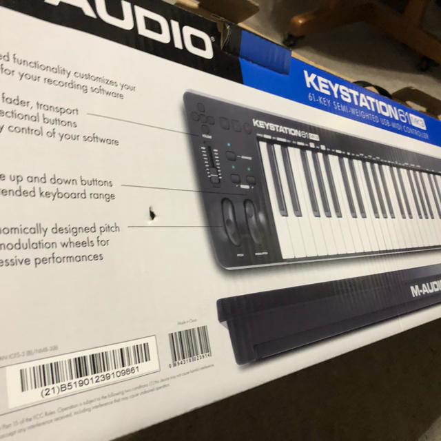 M-AUDIO KEYSTATION61 MK3 midi キーボード 61鍵 楽器のDTM/DAW(MIDIコントローラー)の商品写真