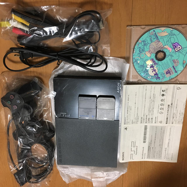 PlayStation2(プレイステーション2)のプレイステーション2 SCPH-9000 エンタメ/ホビーのゲームソフト/ゲーム機本体(家庭用ゲーム機本体)の商品写真