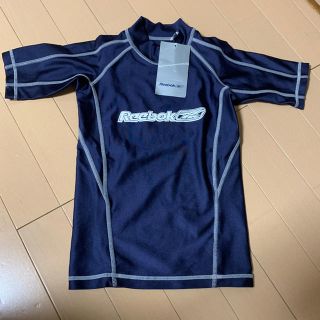 リーボック(Reebok)の最終処分 新品110 リーボック Reebox  ジュニアラッシュガード(水着)