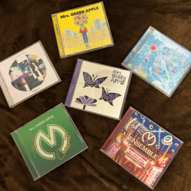 Mrs.Green Apple CD 11枚 初回限定版 サインあり Mrs.Green Apple CD 11枚 初回限定版 サインあり