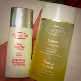 クラランス(CLARINS)のCLARINSリキッドファンデ&化粧水(ファンデーション)