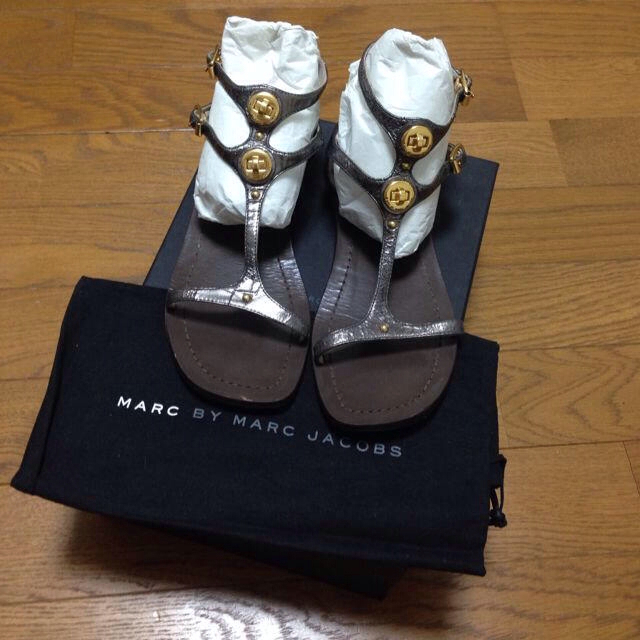 MARC BY MARC JACOBS(マークバイマークジェイコブス)のマークジェイコブス☆ペタンコサンダル レディースの靴/シューズ(サンダル)の商品写真