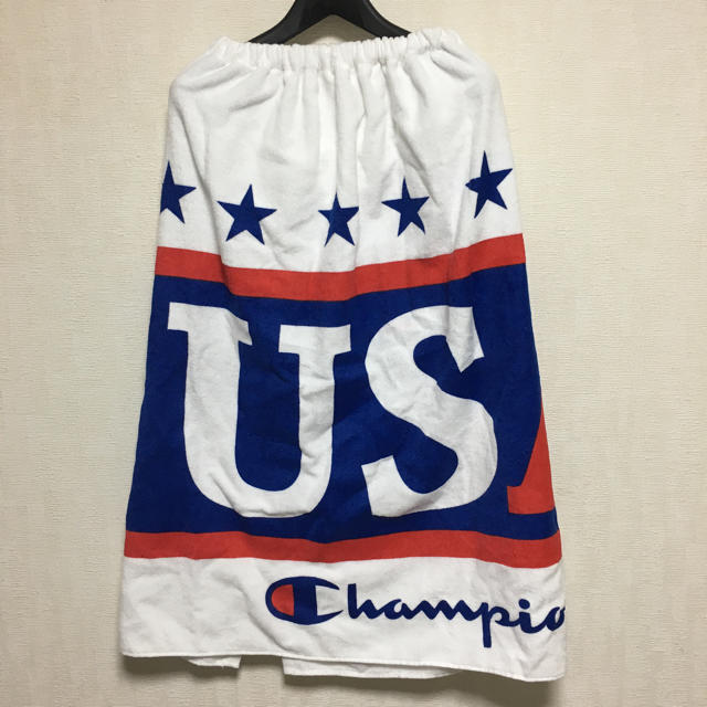 Champion(チャンピオン)の新品 チャンピオン ラップタオル＊巻きタオル＊プール＊水泳 スポーツ/アウトドアのスポーツ/アウトドア その他(マリン/スイミング)の商品写真