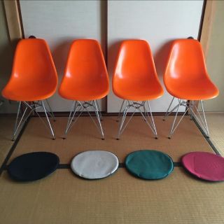 イームズ(EAMES)の②専用　イームズチェア　2脚(ダイニングチェア)