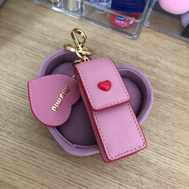 miumiu(ミュウミュウ)のリップチャーム レディースのアクセサリー(チャーム)の商品写真