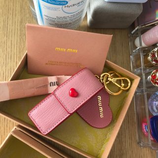 ミュウミュウ(miumiu)のリップチャーム(チャーム)