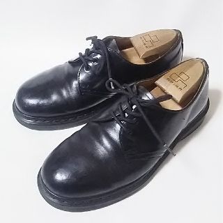 ドクターマーチン(Dr.Martens)の
王道デザイン!ドクターマーチン高級3ホールローファー人気の黒ビンテージ！


(ローファー/革靴)