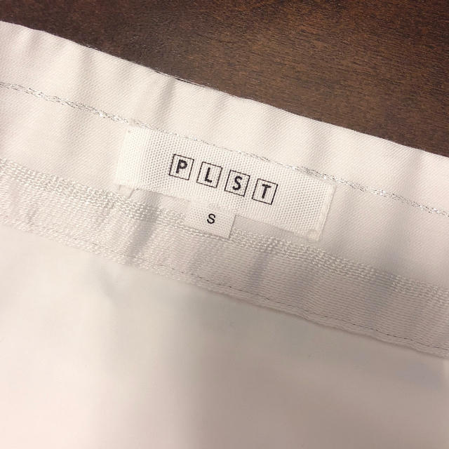 PLST(プラステ)の値下げしました❣️美品❣️PLSTスカート レディースのスカート(ひざ丈スカート)の商品写真