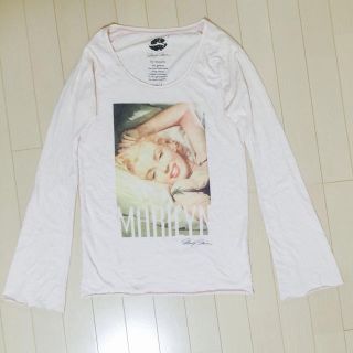 マウジー(moussy)のmoussy マリリンTシャツ(Tシャツ(長袖/七分))