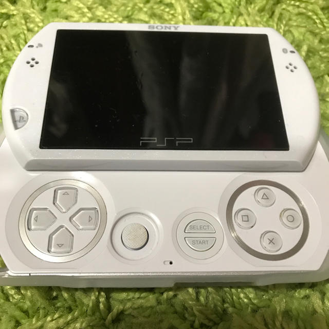 PSP go PSP-N1000 パールホワイト 3
