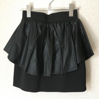 ローヴス(LOAVES)の超美品☆LOAVESペプラムミニスカート 黒 M ZARA EMODA H&M(ミニスカート)