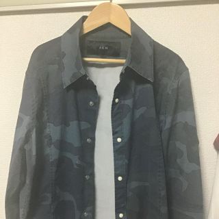 エイケイエム(AKM)のAKM STRETCH SATIN CAMOPRINT shirts(シャツ/ブラウス(長袖/七分))