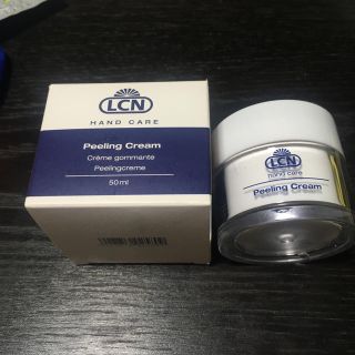 LCN 角質除去 ピーリングクリーム 50ml(ゴマージュ/ピーリング)