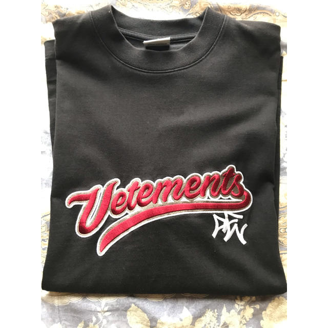 Tシャツ/カットソー(半袖/袖なし)vetements ベースボールTee Tシャツ S 登坂 岩田着用