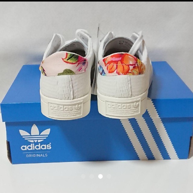 adidas(アディダス)のマリオさん専用新品未使用 adidas originals サイズ24.5㎝ レディースの靴/シューズ(スニーカー)の商品写真