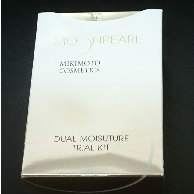 MIKIMOTO COSMETICS(ミキモトコスメティックス)のミキモト MIKIMOTO ムーンバール デュアル モイスチャートライアルキット コスメ/美容のスキンケア/基礎化粧品(その他)の商品写真