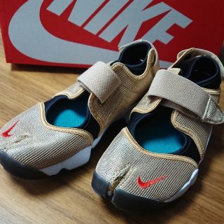 ナイキ(NIKE)の【新品未使用】NIKEエアリフトゴールド×オレンジ23cm(スニーカー)