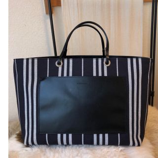 バーバリー(BURBERRY) トートバッグ(レディース)(ボーダー)の通販 5