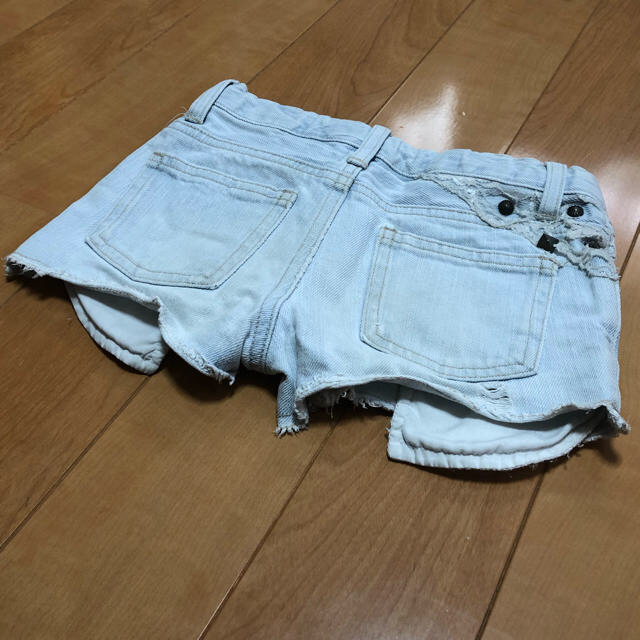 INGNI First(イングファースト)のＩＮＧＮＩＦｉｒｓｔ  デニム ショートパンツ 120 キッズ/ベビー/マタニティのキッズ服女の子用(90cm~)(パンツ/スパッツ)の商品写真