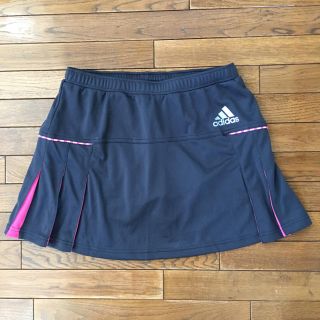 アディダス(adidas)のadidasスコート(ウェア)