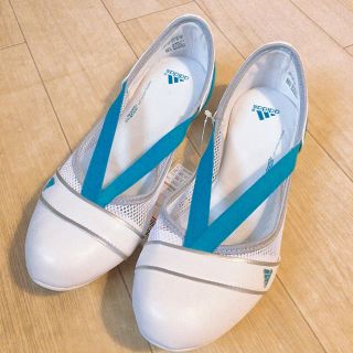 アディダス(adidas)の美品！adidas アディダス フラットシューズ 24cm(バレエシューズ)