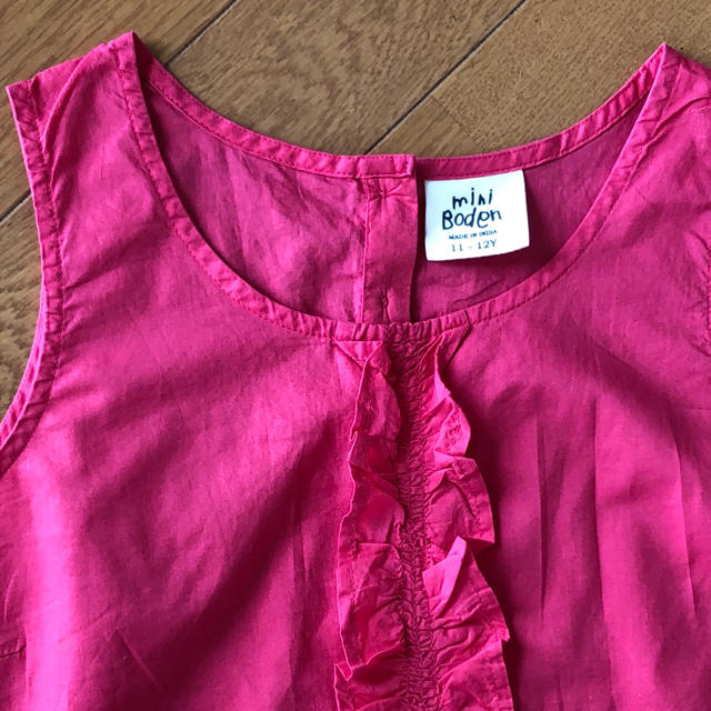 Boden(ボーデン)のMini Boden 綿タンクトップ キッズ/ベビー/マタニティのキッズ服女の子用(90cm~)(Tシャツ/カットソー)の商品写真