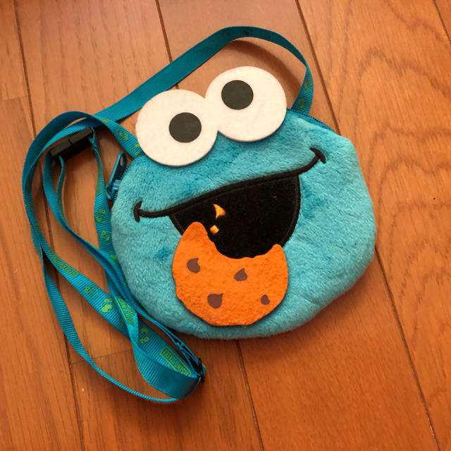 SESAME STREET(セサミストリート)のセサミストリート クッキーモンスター パスケース レディースのファッション小物(パスケース/IDカードホルダー)の商品写真
