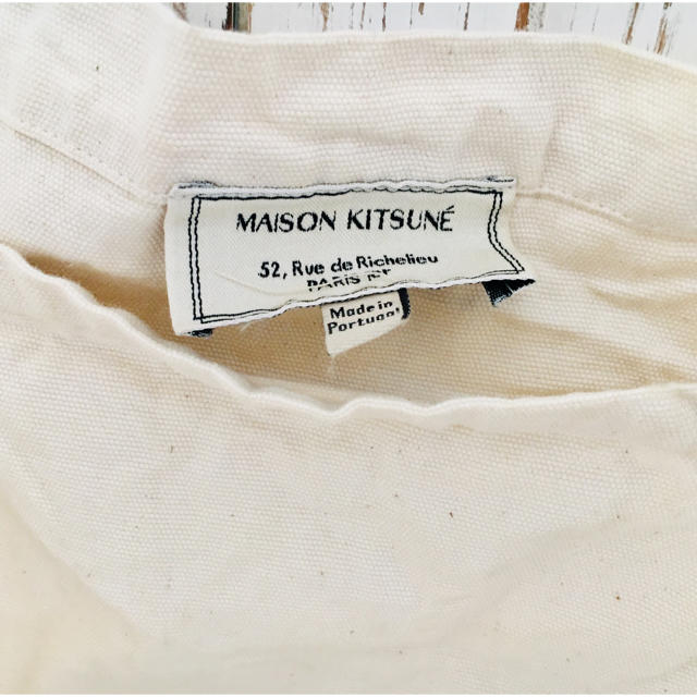 MAISON KITSUNE'(メゾンキツネ)のMAISON KITSUNE キャンバストート レディースのバッグ(トートバッグ)の商品写真