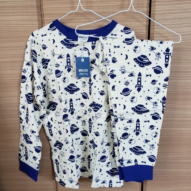 BREEZE(ブリーズ)の専用　パジャマ　ブリーズ　140 キッズ/ベビー/マタニティのキッズ服男の子用(90cm~)(パジャマ)の商品写真