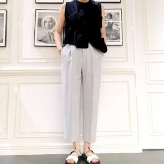 ENFOLD(クロップド ・ カジュアルパンツ)のフリマアイテム一覧 ENFOLD(クロップド ・ カジュアルパンツ)のフリマアイテム一覧