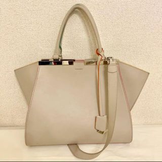 フェンディ(FENDI)のFENDI✨トロワジュール 2way レザーバッグ(ハンドバッグ)