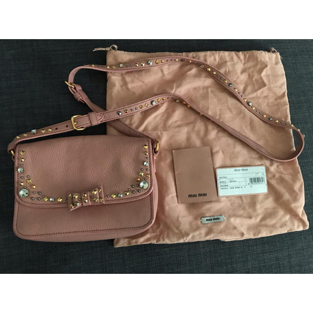 miumiu ショルダーバッグバッグ