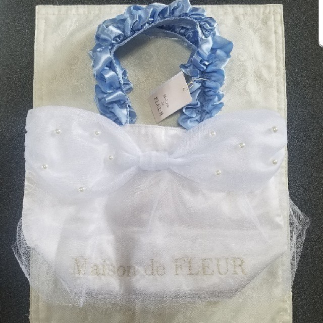 Maison de FLEUR(メゾンドフルール)のMaison de FIeur　リボン　レース　バック レディースのバッグ(ハンドバッグ)の商品写真