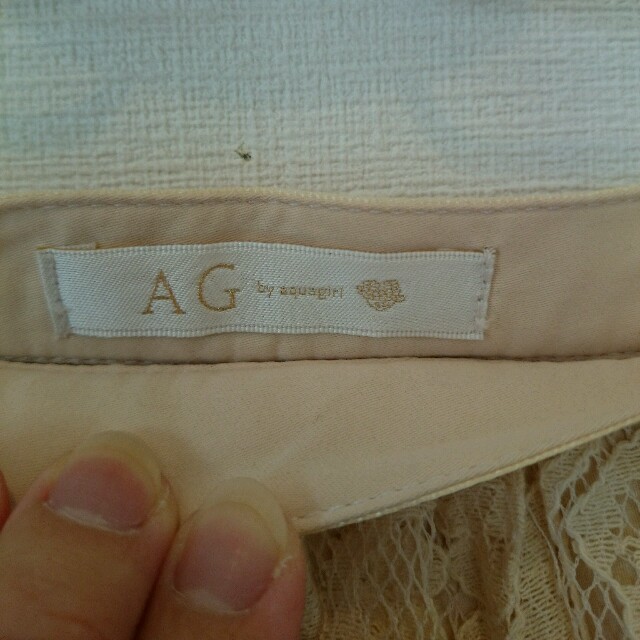 aquagirl(アクアガール)のベージュレーススカート レディースのスカート(ひざ丈スカート)の商品写真