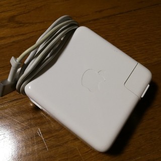 マック(Mac (Apple))のApple 充電器 MagSafe 2 85W A1424

(PC周辺機器)