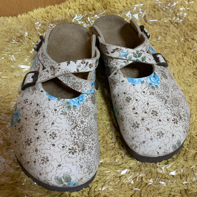 BIRKENSTOCK(ビルケンシュトック)のBriki’s  サンダル   花柄 ボストン22cm レディースの靴/シューズ(サンダル)の商品写真