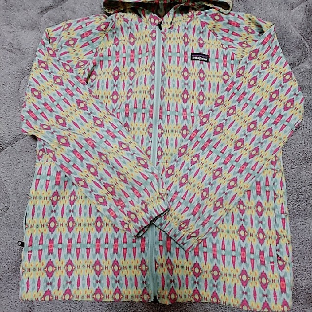 patagonia(パタゴニア)の最終値下　patagonia　ﾊﾟﾀｺﾞﾆｱ　ﾏｳﾝﾃﾝﾊﾟｰｶｰ10　M 美品 キッズ/ベビー/マタニティのキッズ服男の子用(90cm~)(カーディガン)の商品写真