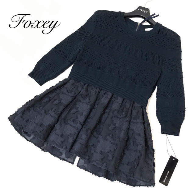 FOXEY(フォクシー)のご専用です♡新品タグ付【FOXEY】Pointelle Combo Crop レディースのトップス(ニット/セーター)の商品写真