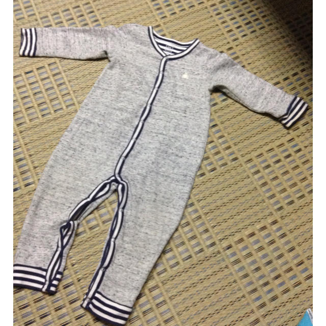 babyGAP(ベビーギャップ)のBaby Gap カバーオール 90cm キッズ/ベビー/マタニティのキッズ服男の子用(90cm~)(パジャマ)の商品写真