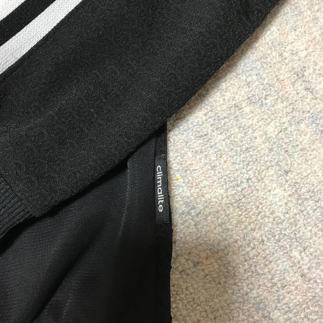 adidas(アディダス)のadidasブルゾン  jack様専用 メンズのジャケット/アウター(ブルゾン)の商品写真