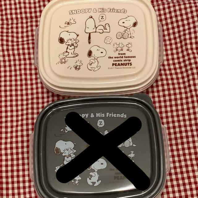 SNOOPY(スヌーピー)のスヌーピー タッパー ２個組 インテリア/住まい/日用品のキッチン/食器(弁当用品)の商品写真