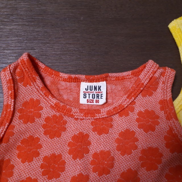 JUNK STORE(ジャンクストアー)のノースリーブ　80㎝と120㎝ キッズ/ベビー/マタニティのキッズ服女の子用(90cm~)(Tシャツ/カットソー)の商品写真